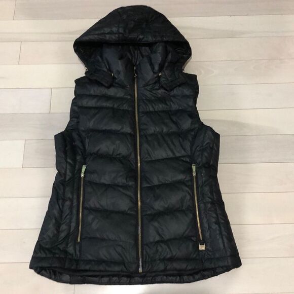 Michael Kors Women's Black Quilted Puffer Hoodie Vest Size S - Picture 1 of 4